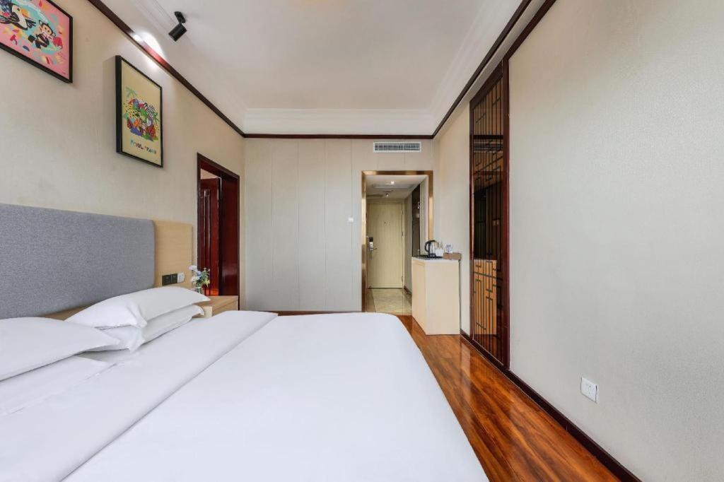 Galaxy Hotel Guangzhou Dış mekan fotoğraf